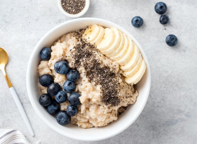 oatmeal blueberries chia seeds bananas