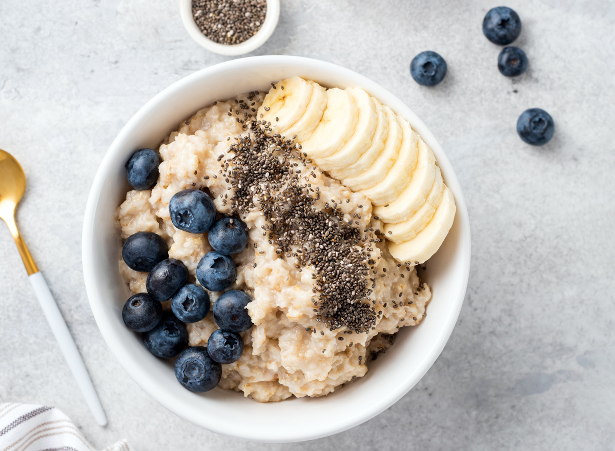Exactly How Much Oatmeal To Eat To Reap Its Amazing Benefits