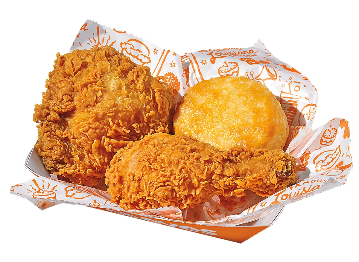 The 10 Best & Worst Menu Items at Popeyes, Based on Nutrition
