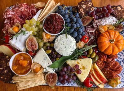 thanksgiving holiday cheese board charcuterie