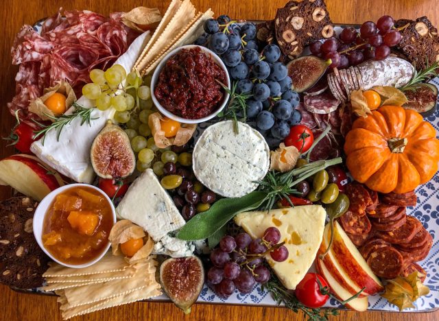 thanksgiving holiday cheese board charcuterie