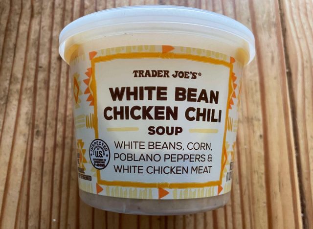 trader joe's white bean chicken chili soup