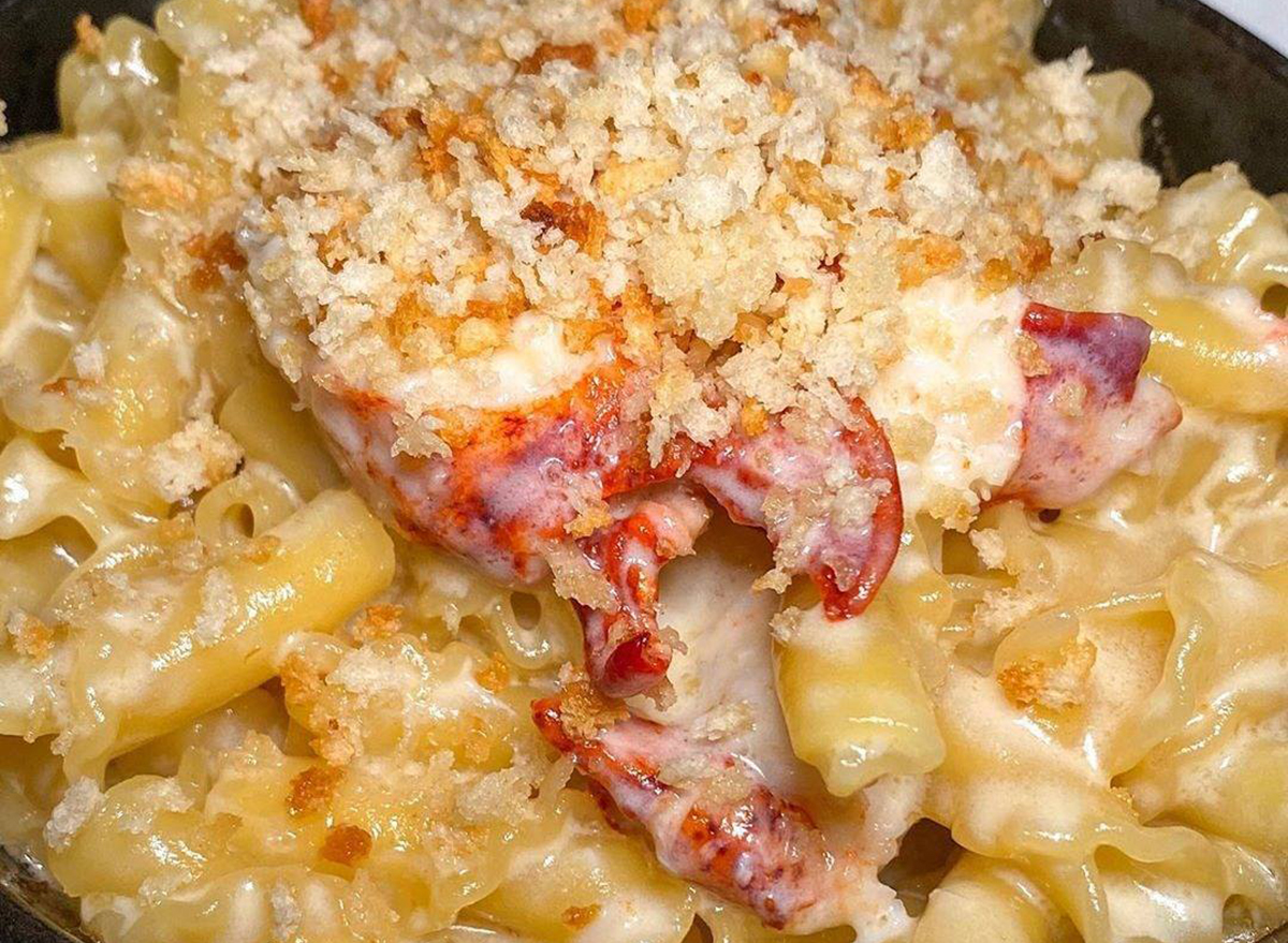 Lobster macaroni and cheese near me