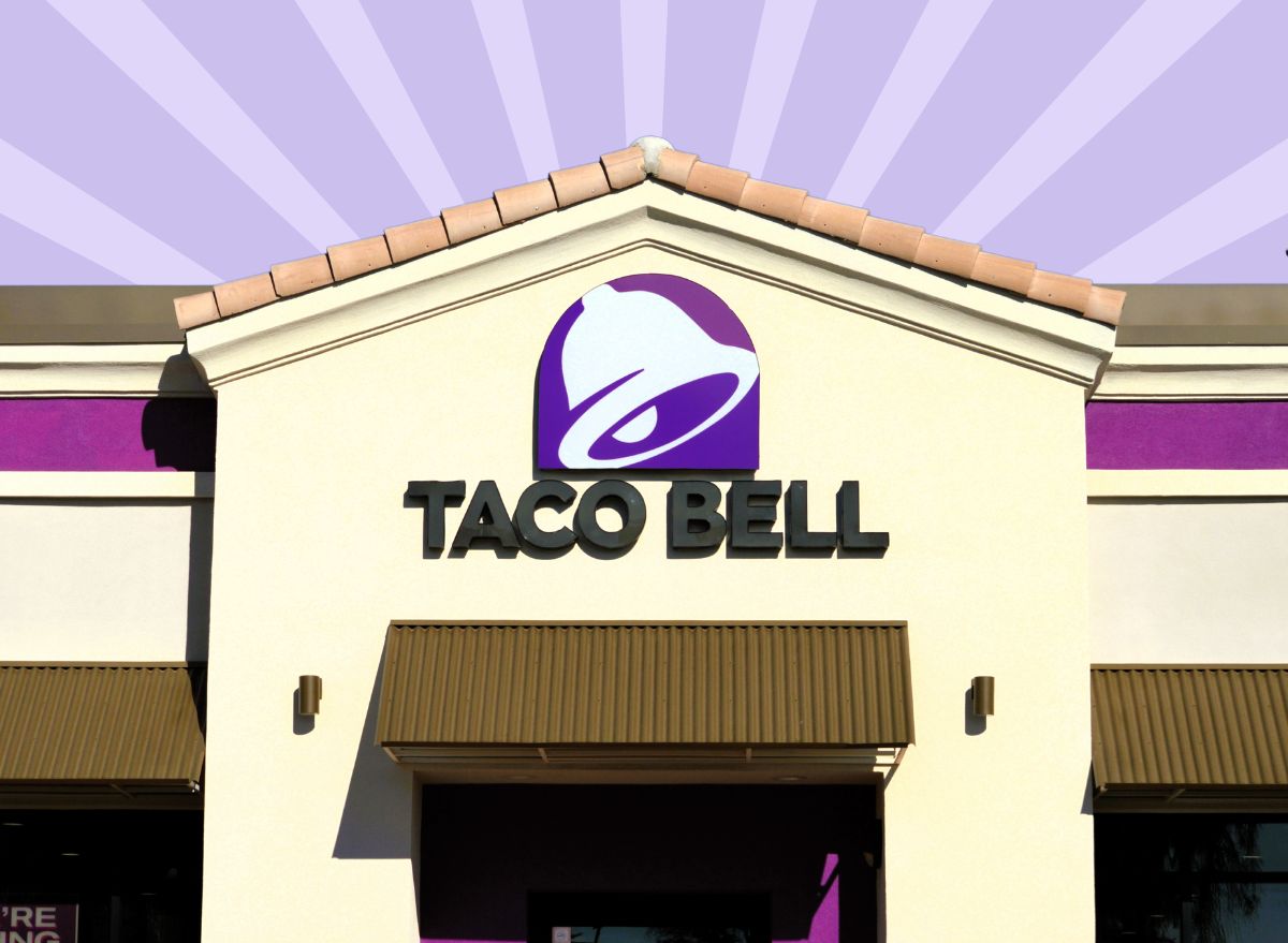 Taco Bell storefront