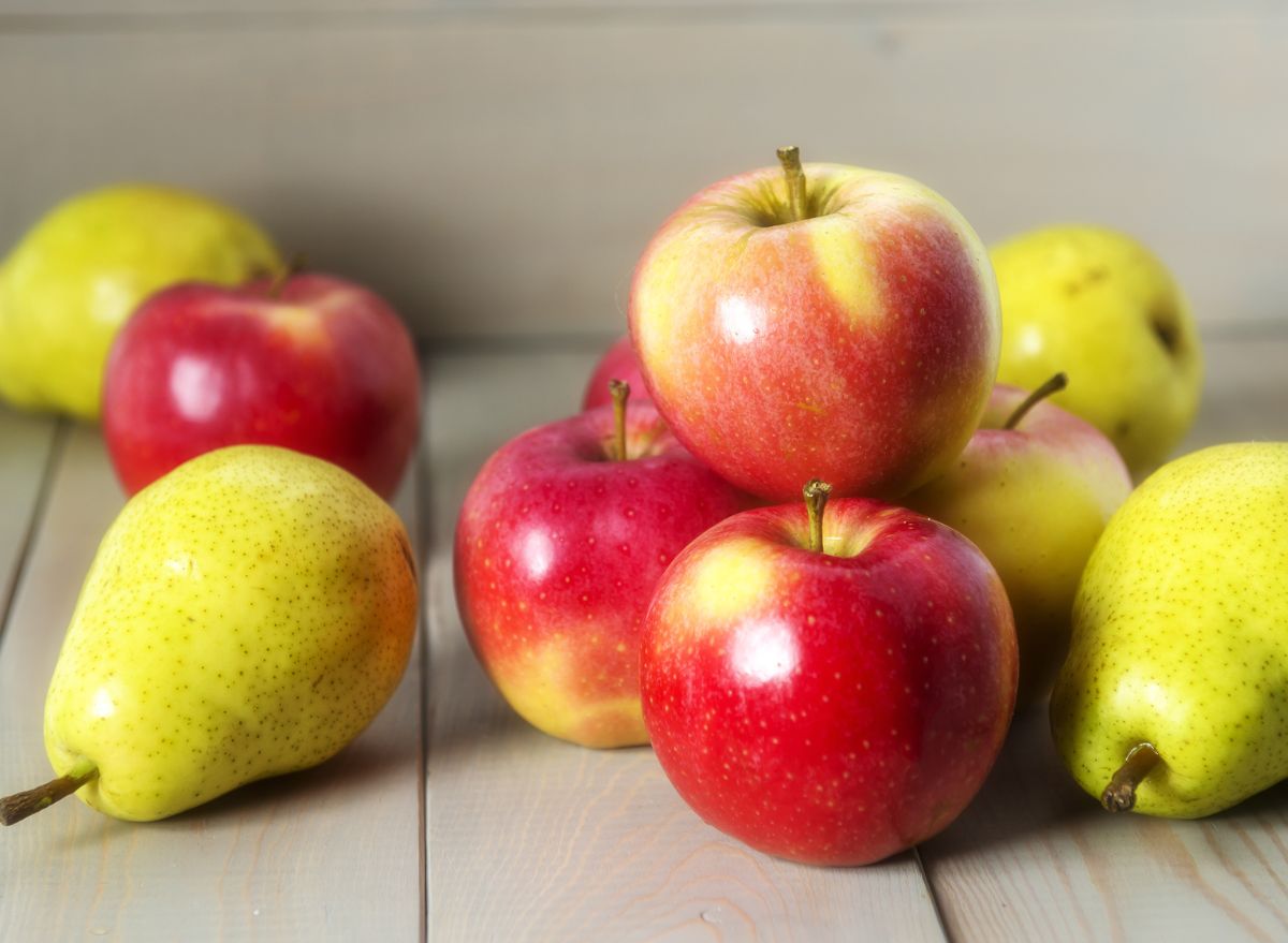 10 Best LowCalorie Fruits for Weight Loss