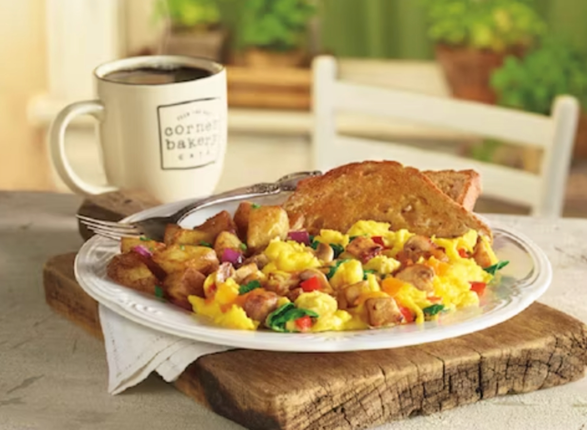 The Best LowCalorie Breakfasts at 10 Major Restaurant Chains