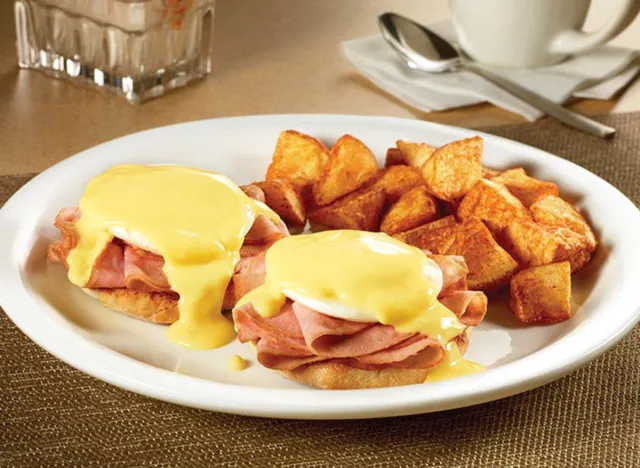 Denny's Classic Benny Breakfast