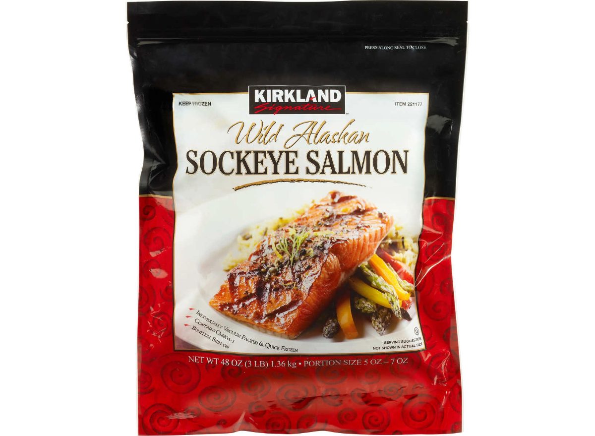 Kirkland Signature Wild Smoked Sockeye Salmon, 8 oz, 2-count main image 1