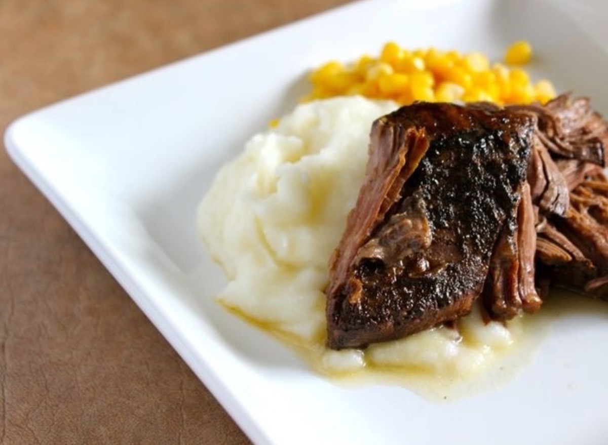 8 Restaurant Chains That Serve the Best Pot Roast