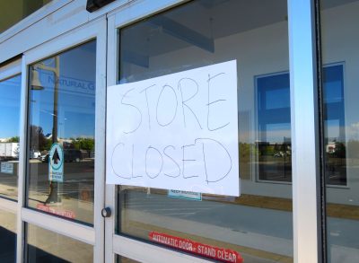 store closed sign