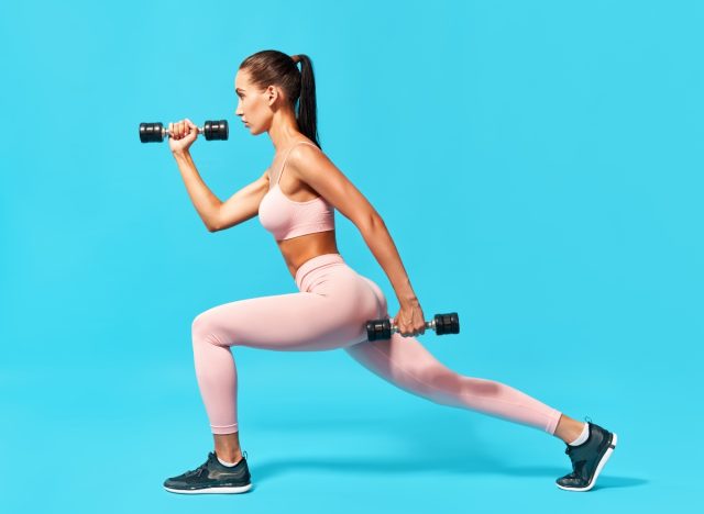 woman dumbbell workout, concept of workouts that burn most calories