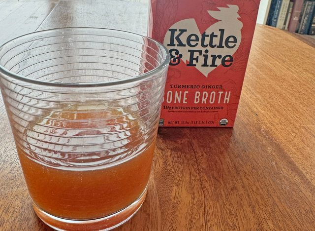 Kettle & Fire chicken broth