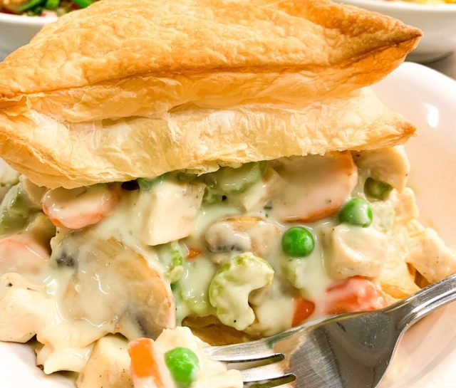 metro diner pot pie