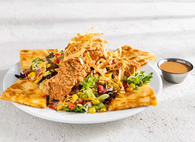 Chili's Quesadilla Explosion Crispers Salad 