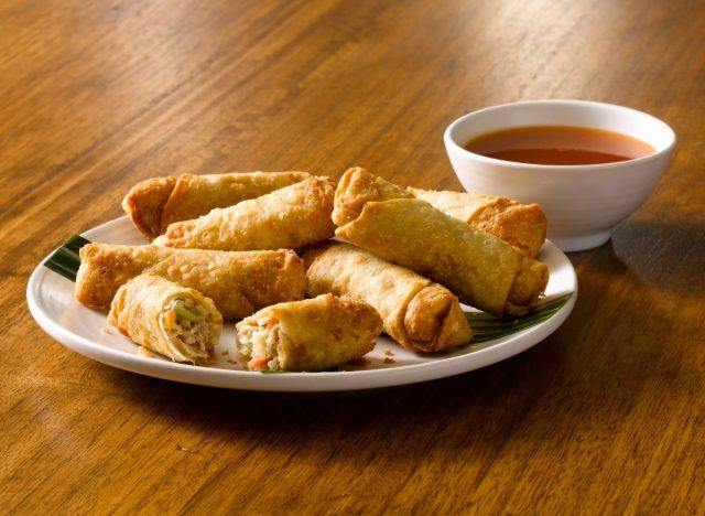 hu hot mongolian grill egg rolls