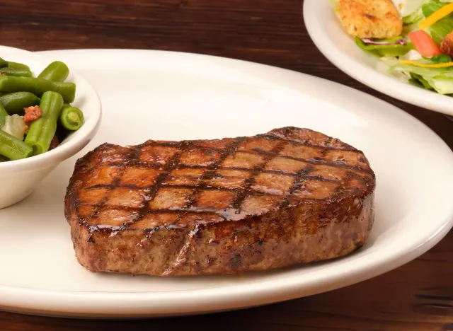 Texas Roadhouse: Hand-cut Sirloin 6 oz