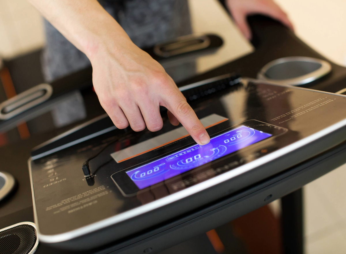 I Tried The Viral 12 3 30 Workout For A Week My Glutes Feel The Burn i-tried-the-viral-12-3-30-workout-for-a-week-my-glutes-feel-the-burn