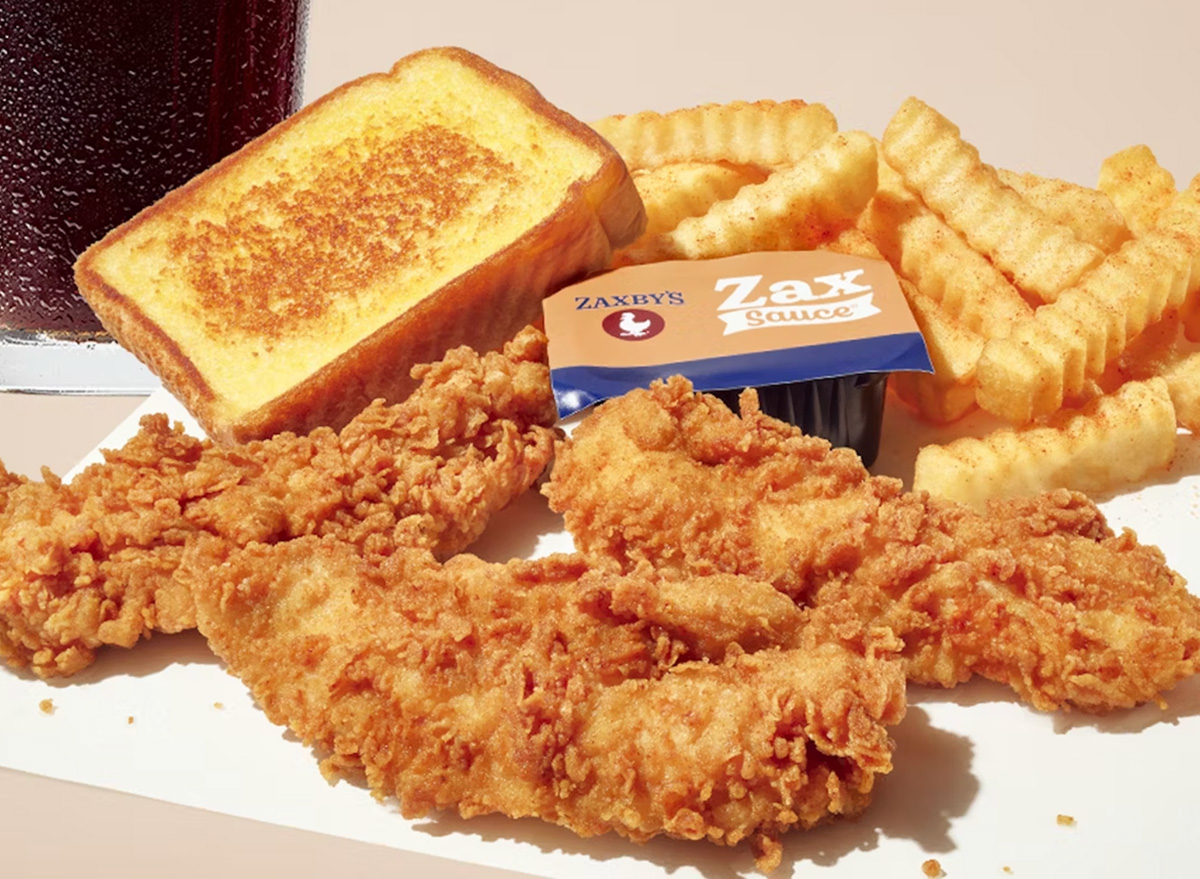Zaxby's Menu: The Best & Worst Orders, According to Dietitians
