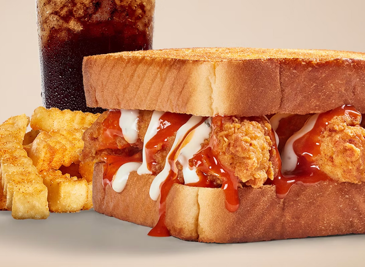 Zaxby's Menu: The Best & Worst Orders, According to Dietitians