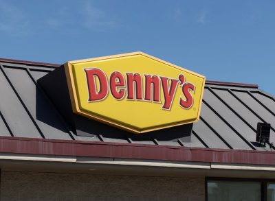 Denny's sign