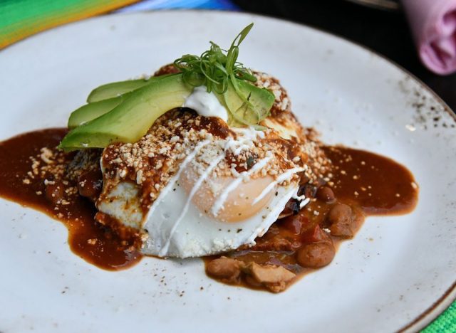 Dos Caminos huevos rancheros