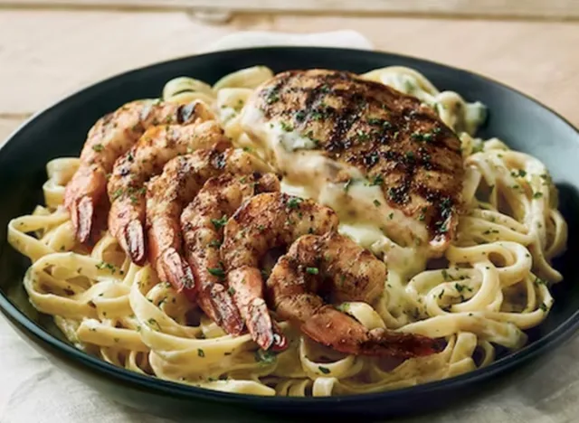 Outback Steakhouse Queensland Chicken and Shrimp Pasta