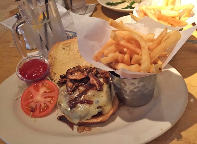 cheesecake factory mushroom burger