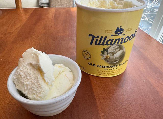 Tillamook Old Fashioned Vanilla Ice Cream 
