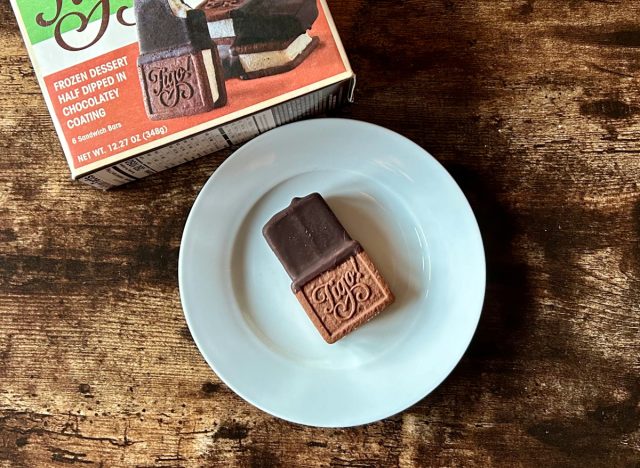 trader joe's frozen figo bar