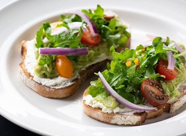 yard house avocado toast