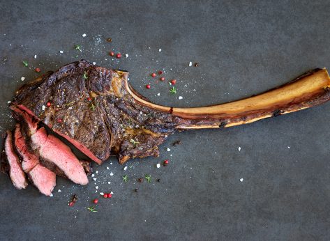10 Steakhouse Chains With the Best Tomahawk Chop