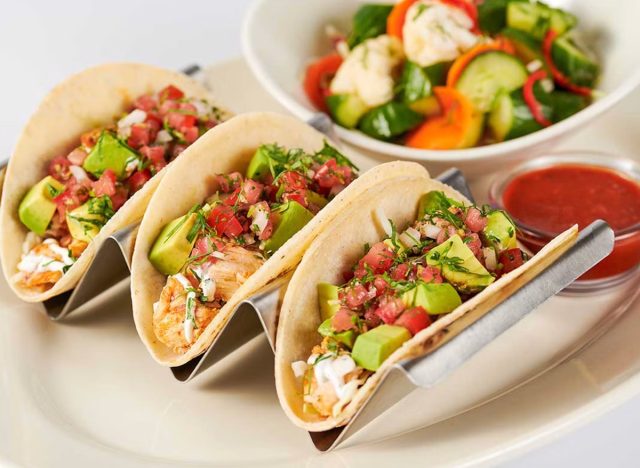 The Cheesecake Factory SkinnyLicious Chicken Soft Tacos 