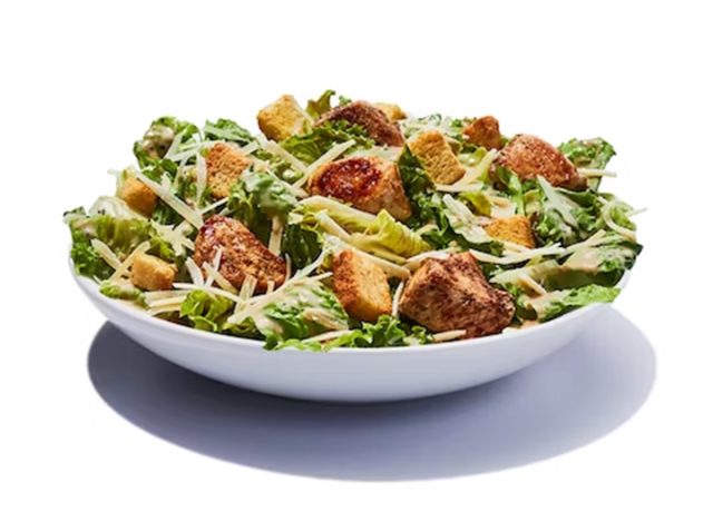 Hooters Chicken Caesar Salad 