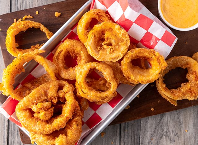 Logan's Roadhouse Beer Battered Onion Rings 