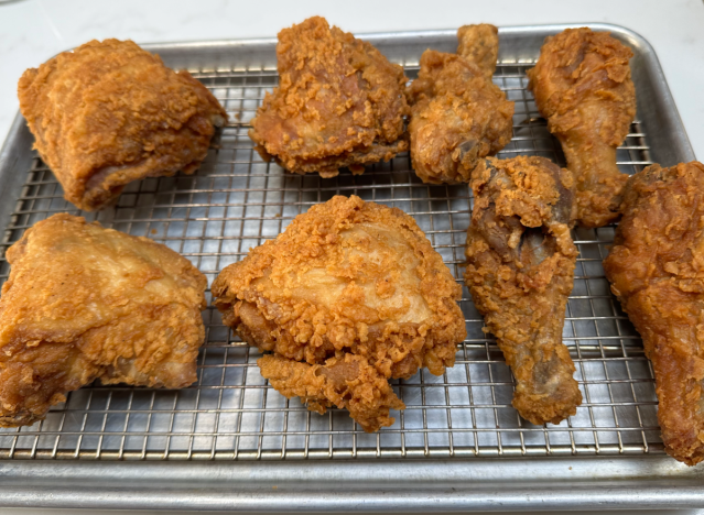 publix fried chicken on a tray.