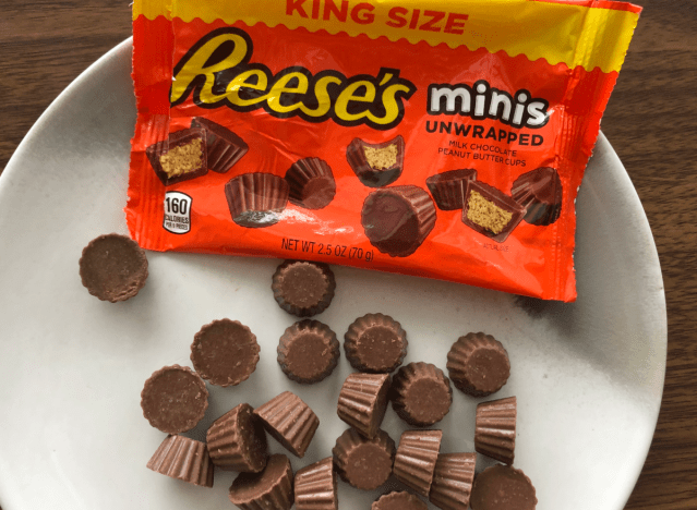 reeses minis spilled out onto a plate. 