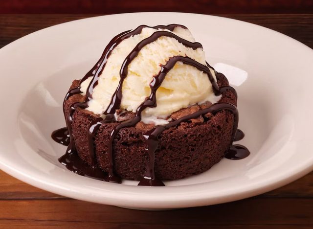 Texas Roadhouse Big Ol' Brownie