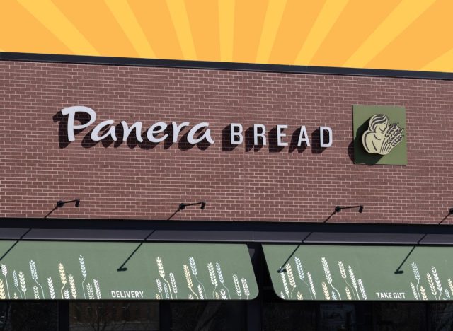 Panera Bread store exterior