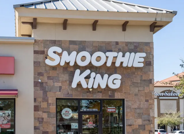 Smoothie King storefront