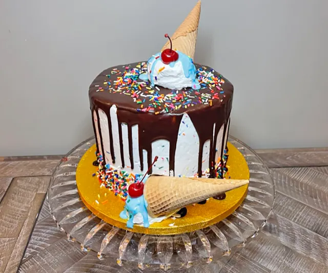 The Sundae Fundae cake from Publix bakery 