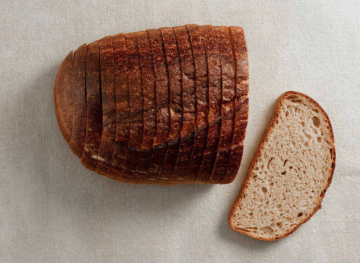 10 Best LowCalorie Breads, According to Nutrition Experts