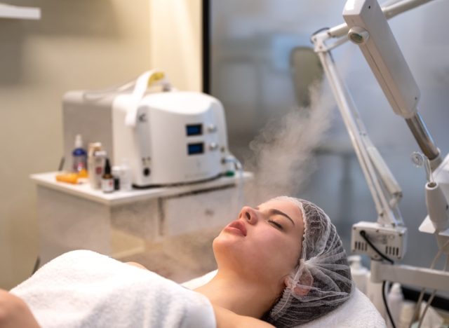 woman getting ozone therapy treatment at a spa-like place