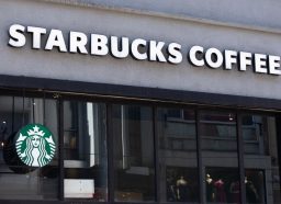 Starbucks Admits It Is Struggling & Losing Customers in 2024