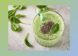 green smoothie in glass with spinach and chia seeds