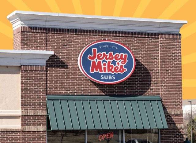 Jersey Mike's exterior with background design