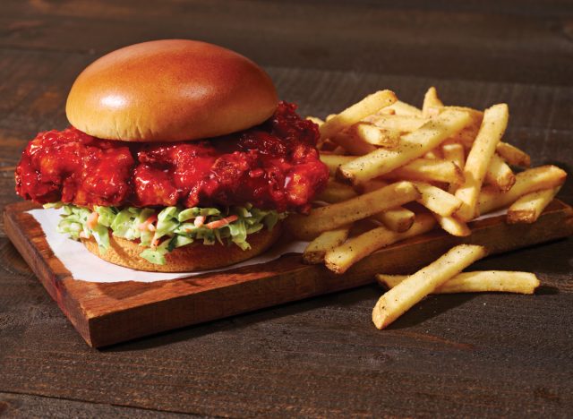 applebee's sweet & spicy crispy chicken sandwich and fries