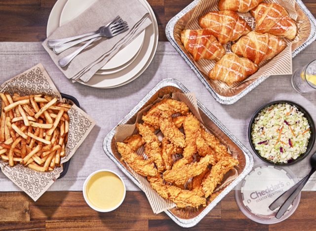cheddar's scratch kitchen chicken tender bundle