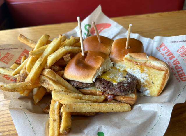 chili's sliders and fries