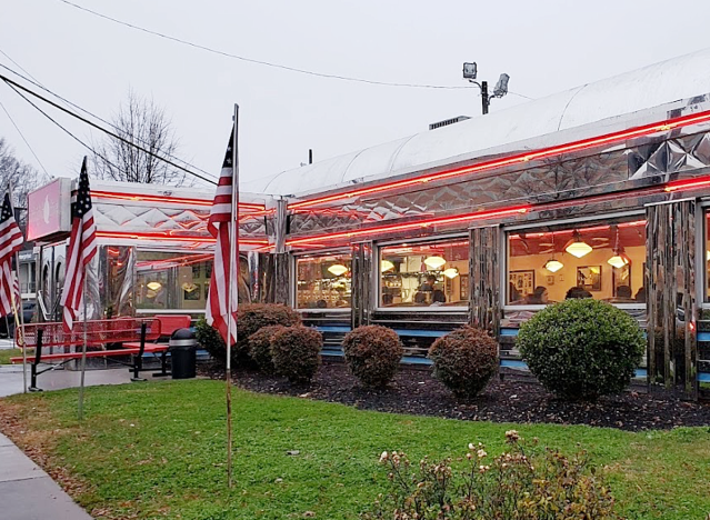 exterior of midnight diner