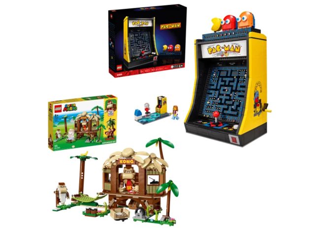 LEGO PAC-MAN Arcade and Donkey Kong's Tree House Bundle